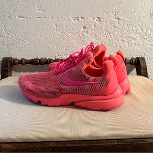 NWOB Nike 7 Air Presto Flyknit SE Hot Punch